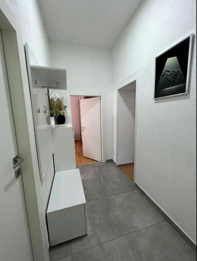 Apartment Eva Pula Bagian luar foto