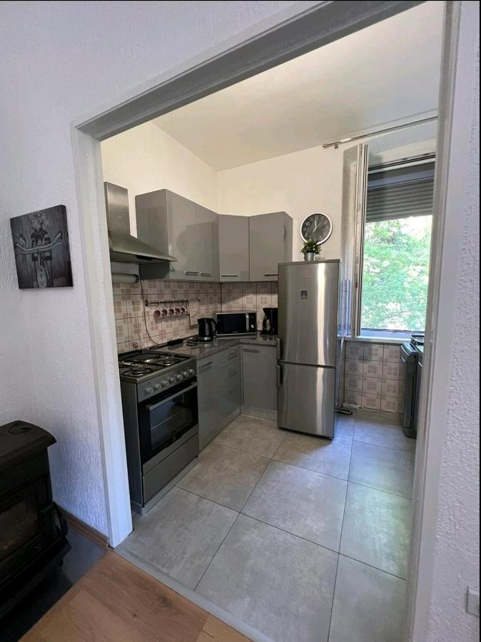 Apartment Eva Pula Bagian luar foto