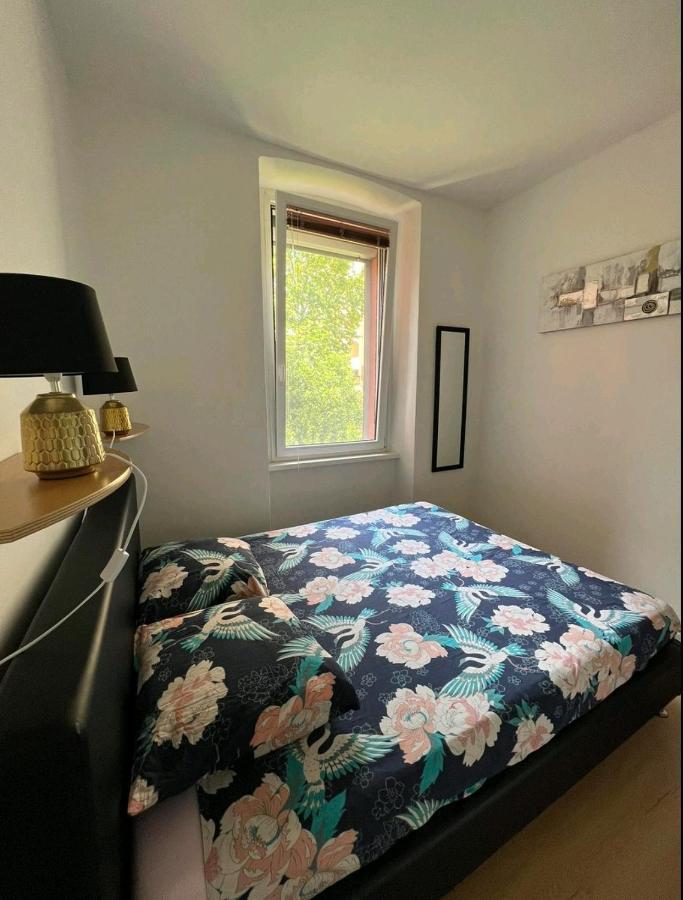 Apartment Eva Pula Bagian luar foto